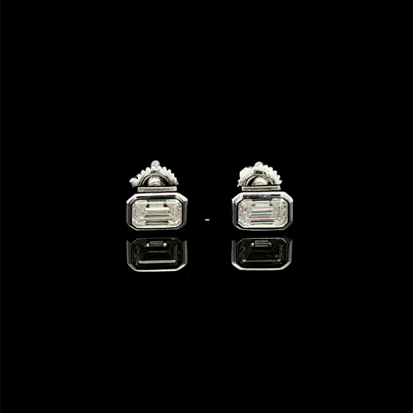 995301 | 925 Moissanite 1CTW Rhodium Earrings