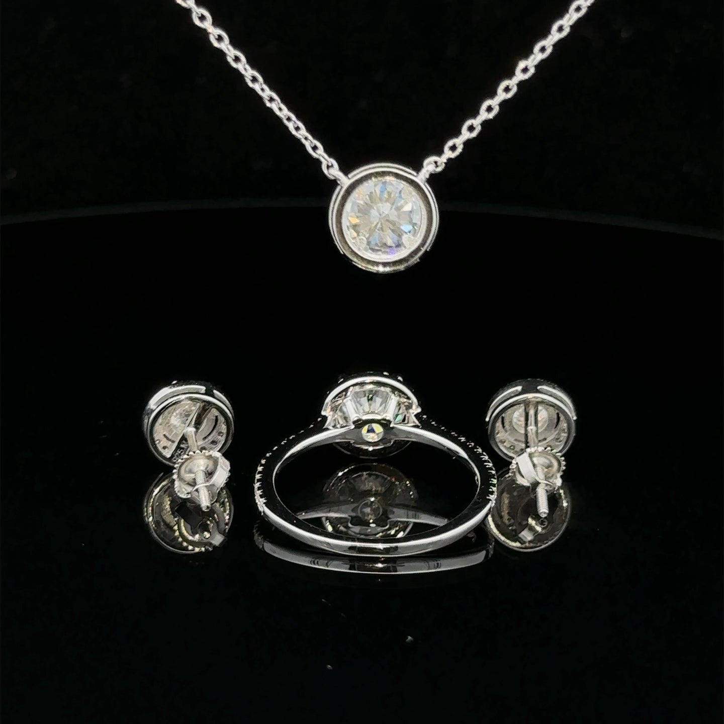 SPARKLING ENSEMBLE 3.50 CTW 925 WOMENS MOISSANITE JEWELLERY BUNDEL | 995661