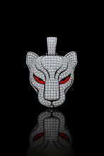 9215981 | Silver Gato Pendant Silver