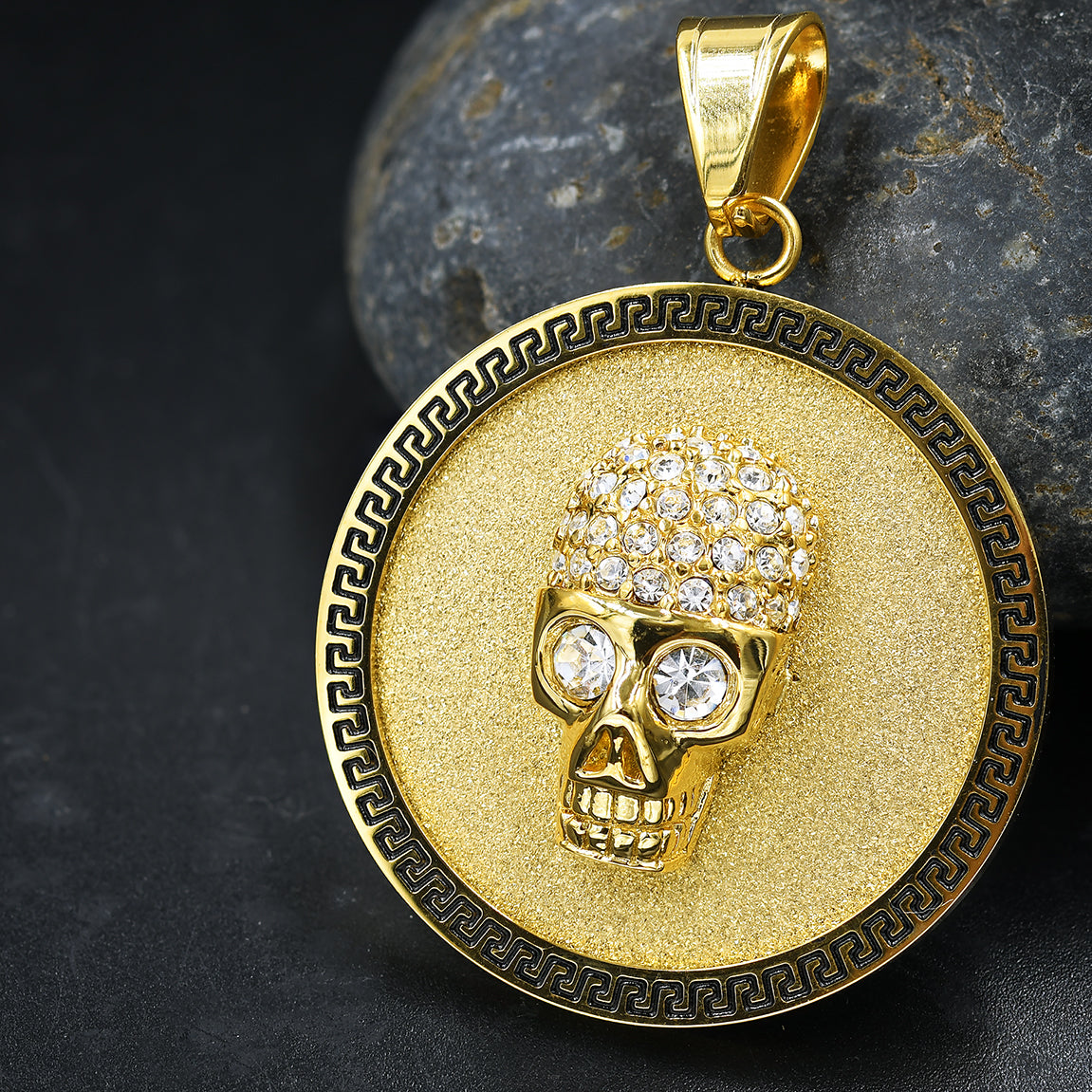 TANTALIZING Steel Pendant | 939272