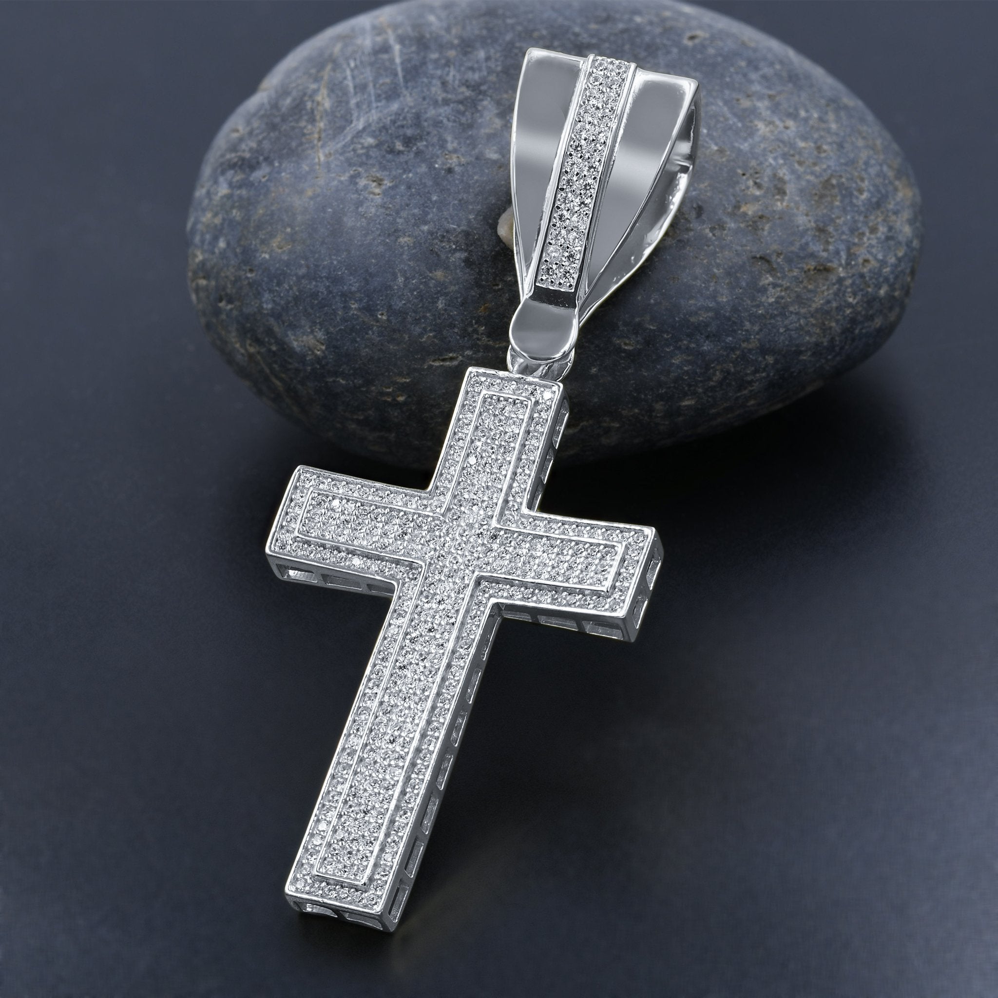 PHENOMENAL CROSS PENDANT | 9211771