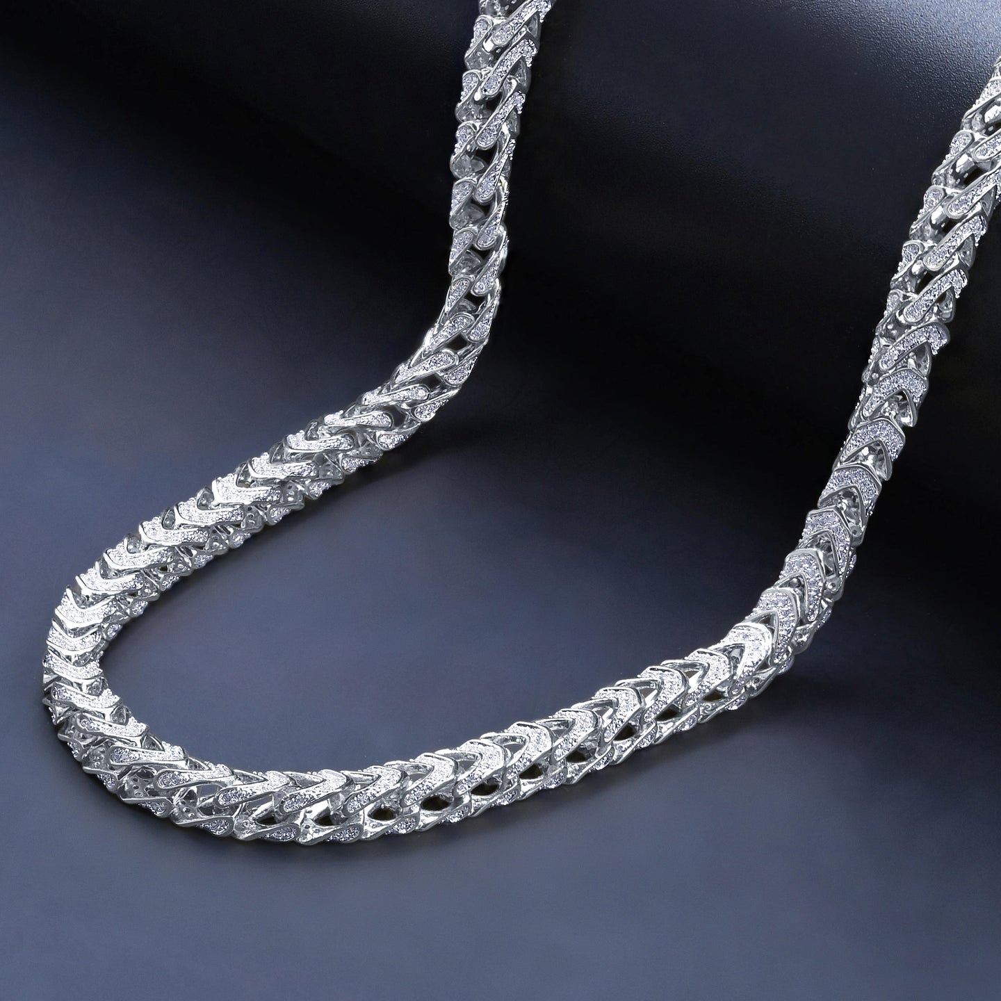 Effervescent cz chain