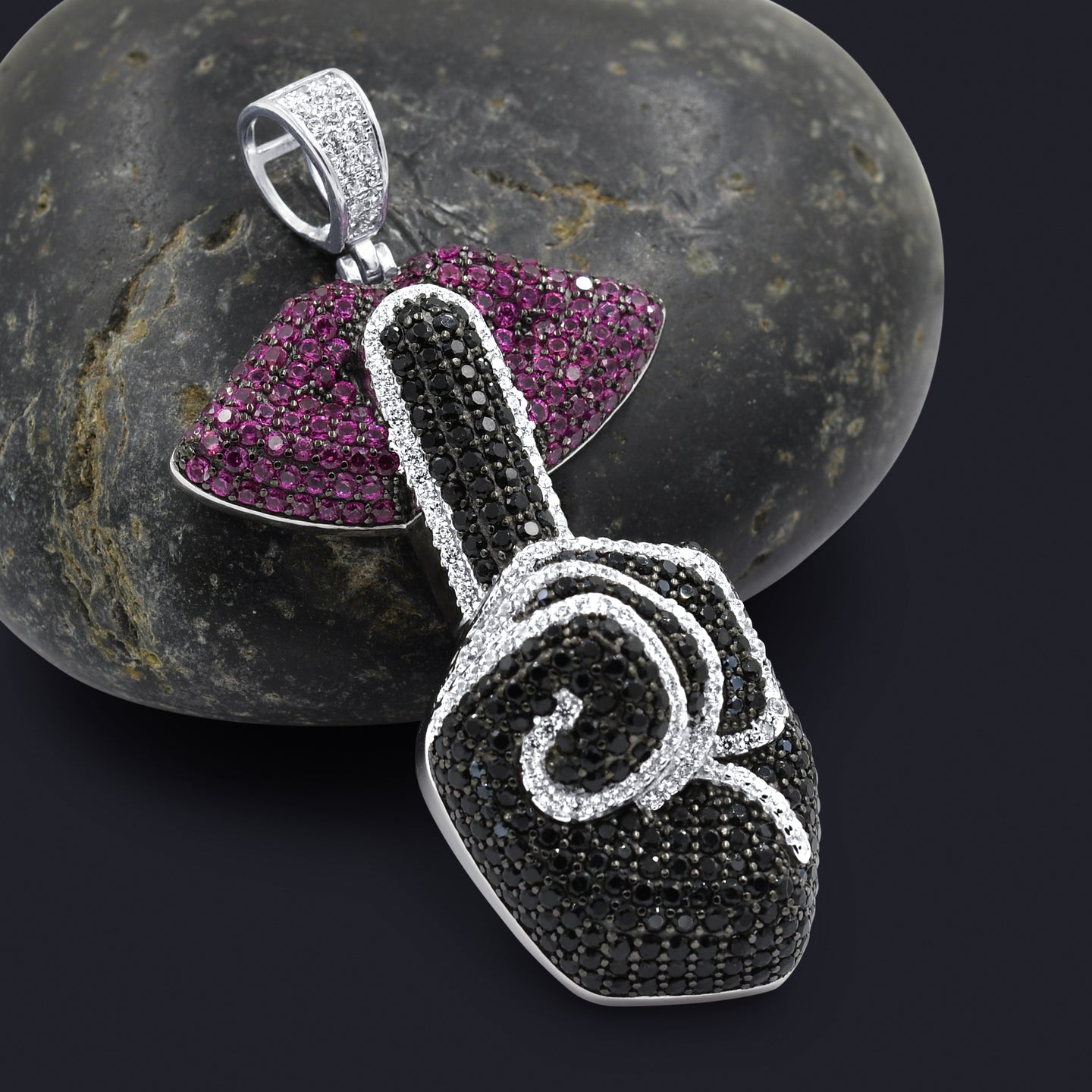 CLANDESTINE LOCKET I 9215853