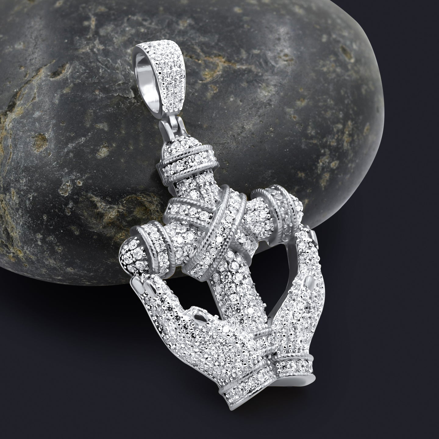 SANCTITUDE PENDANT I 9215071