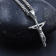 SOPHISTICATUS STAINLESS STEEL CHAIN AND CHARM I D914341