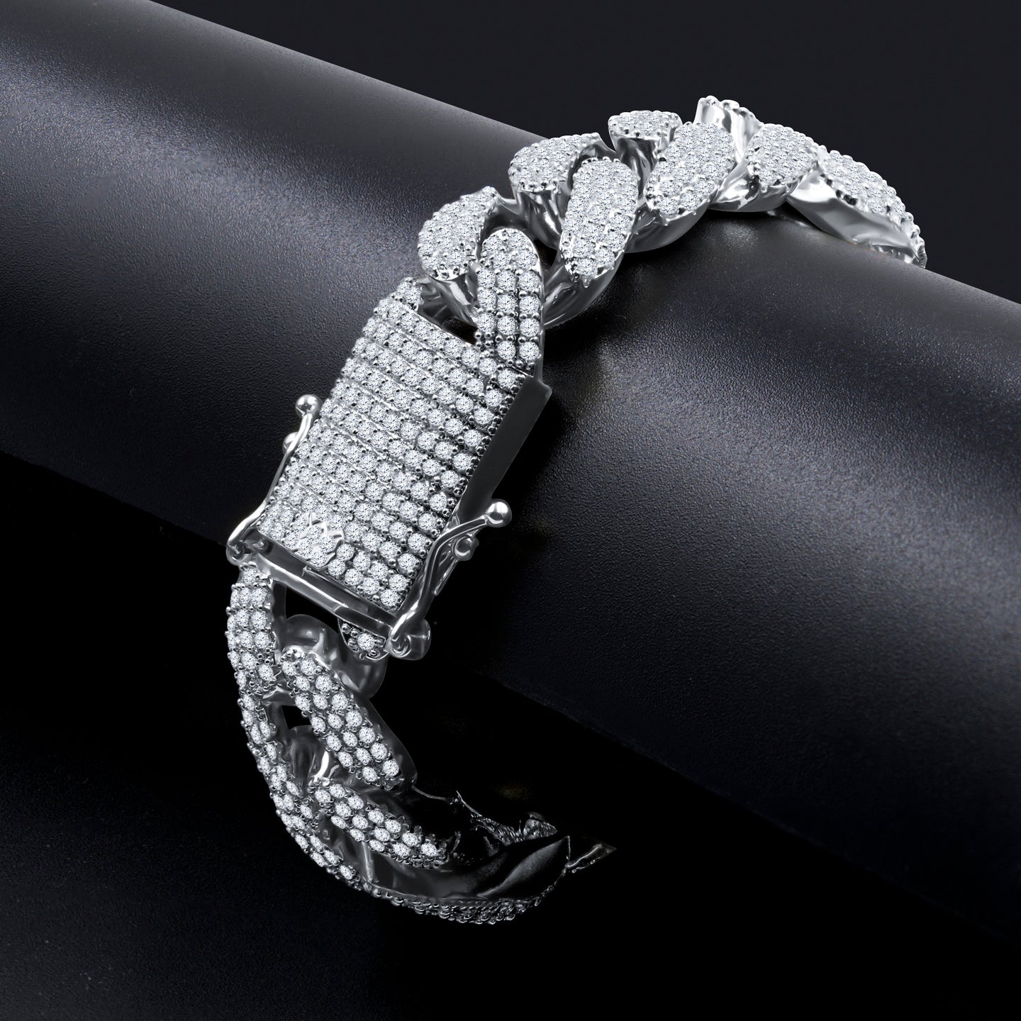 INCULCAR ICED OUT 8" BRACELET  I 963161