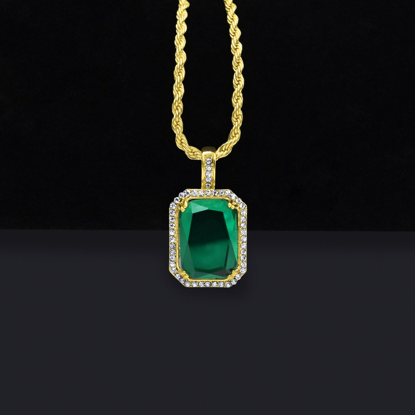 CHAIN AND CHARM NECKLACE I D911082