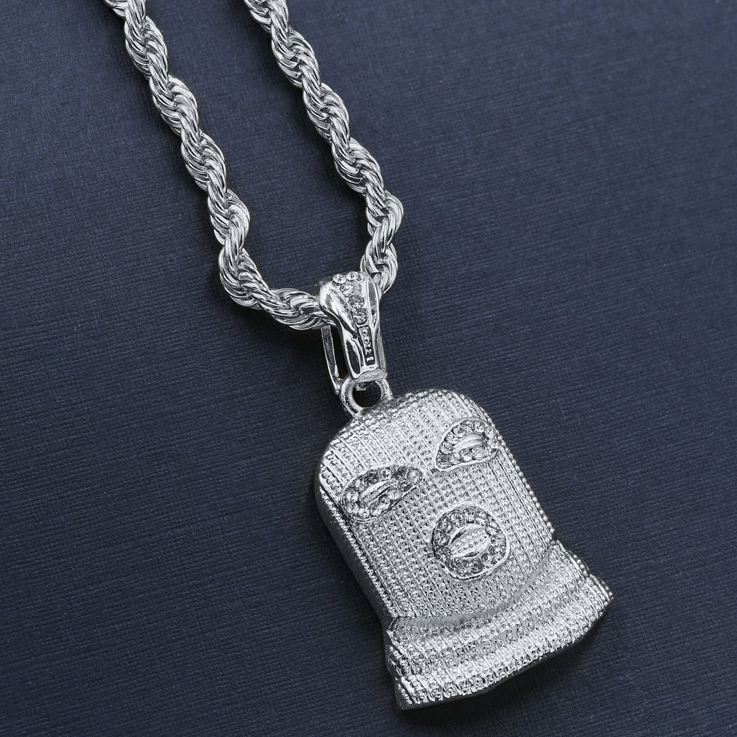 CHAIN AND CHARM I D912431