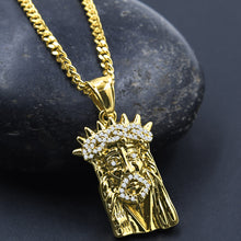 APEX STAINLESS STEEL CHAIN AND CHARM I D912771