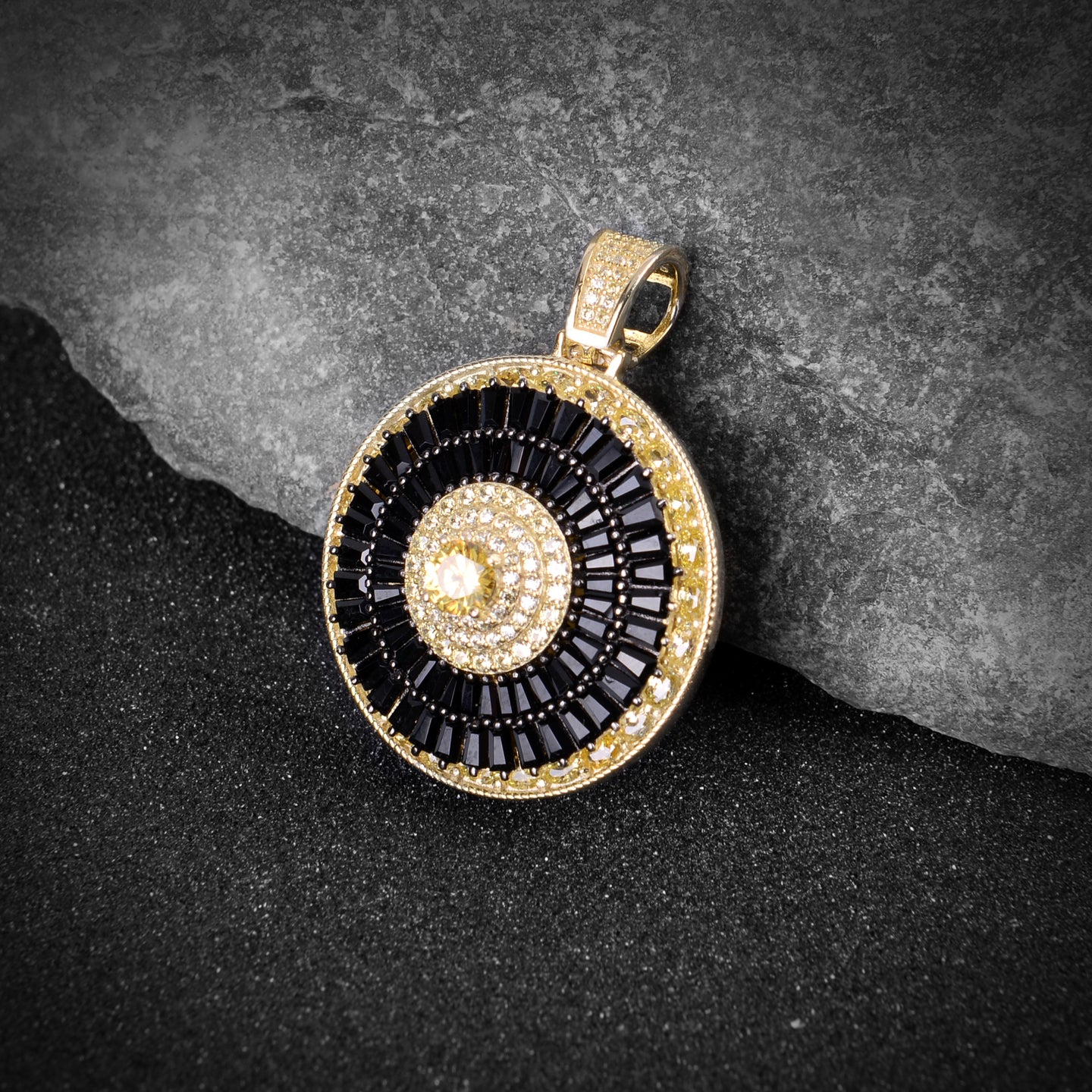 Spin Circle Silver Pendant with CZ Stone-929998